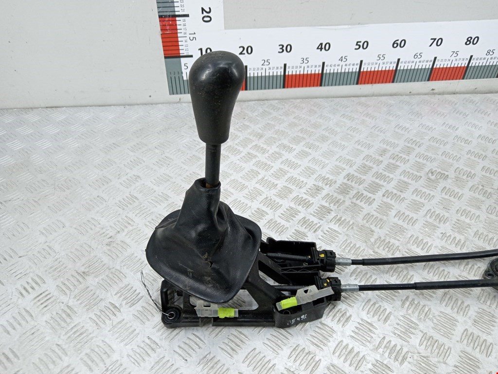 Кулиса (селектор) АКПП/МКПП в салоне TOYOTA Aygo AB10 2005-2014