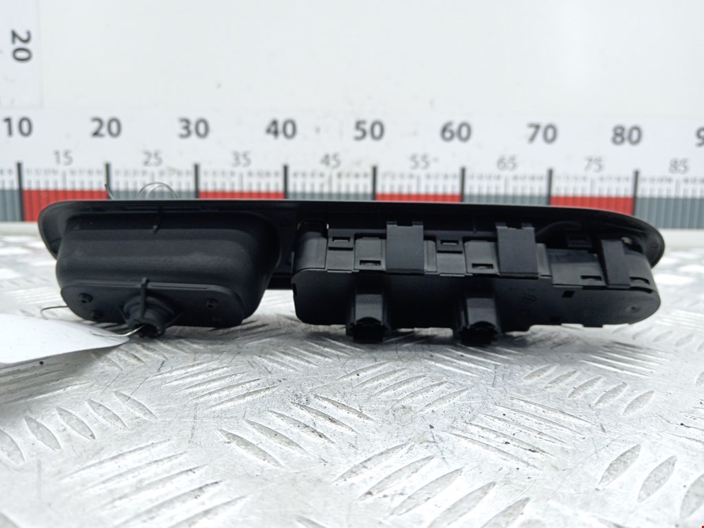 Блок управления стеклоподъемниками PEUGEOT 407 2004-2010