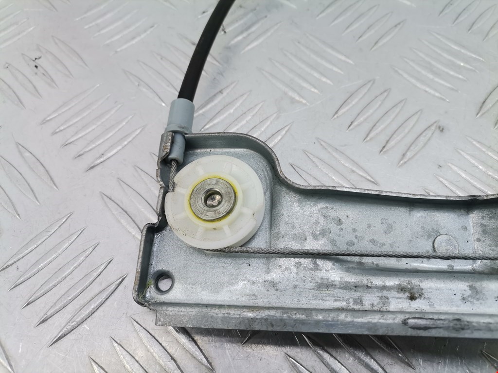 Стеклоподъемник задний правый MITSUBISHI Colt Z3 2003-2012