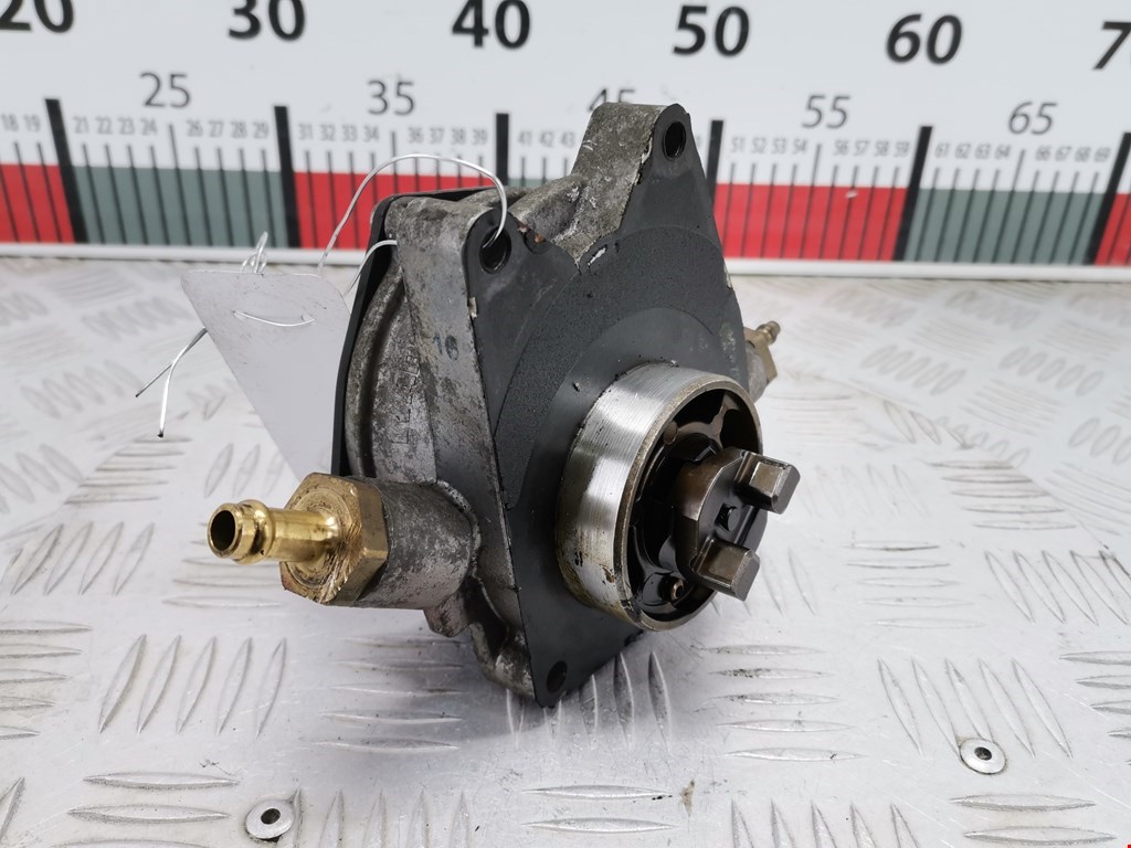 Насос вакуумный Chevrolet Nubira (2003-2010)