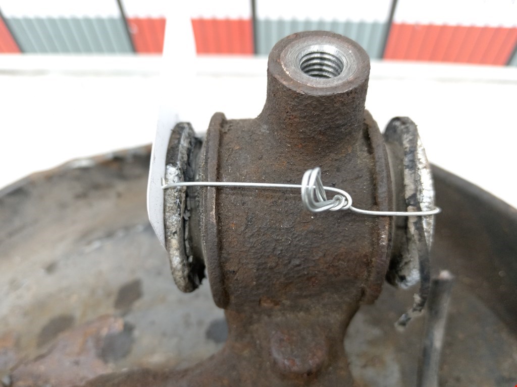 Ступица задняя правая AUDI A6 C5 1997-2004