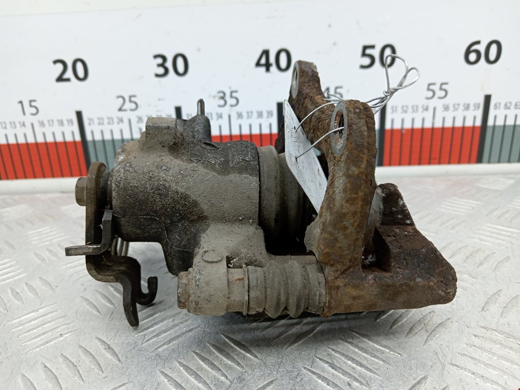 Суппорт задний правый AUDI A6 C5 1997-2004