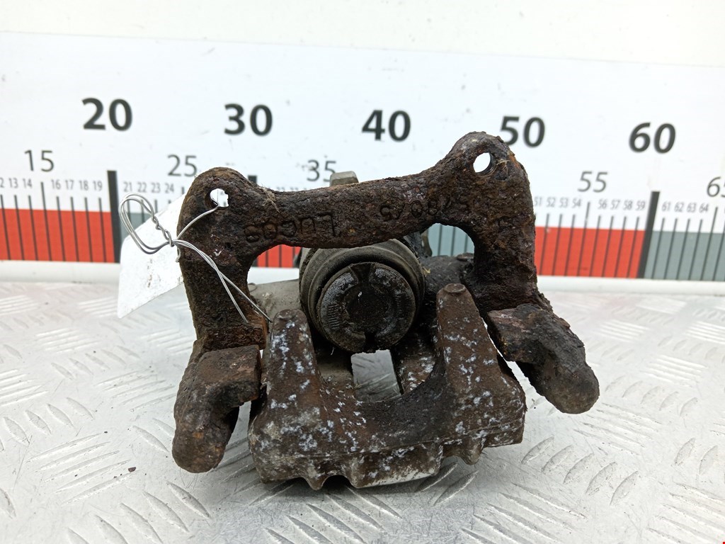 Суппорт задний правый AUDI A6 C5 1997-2004