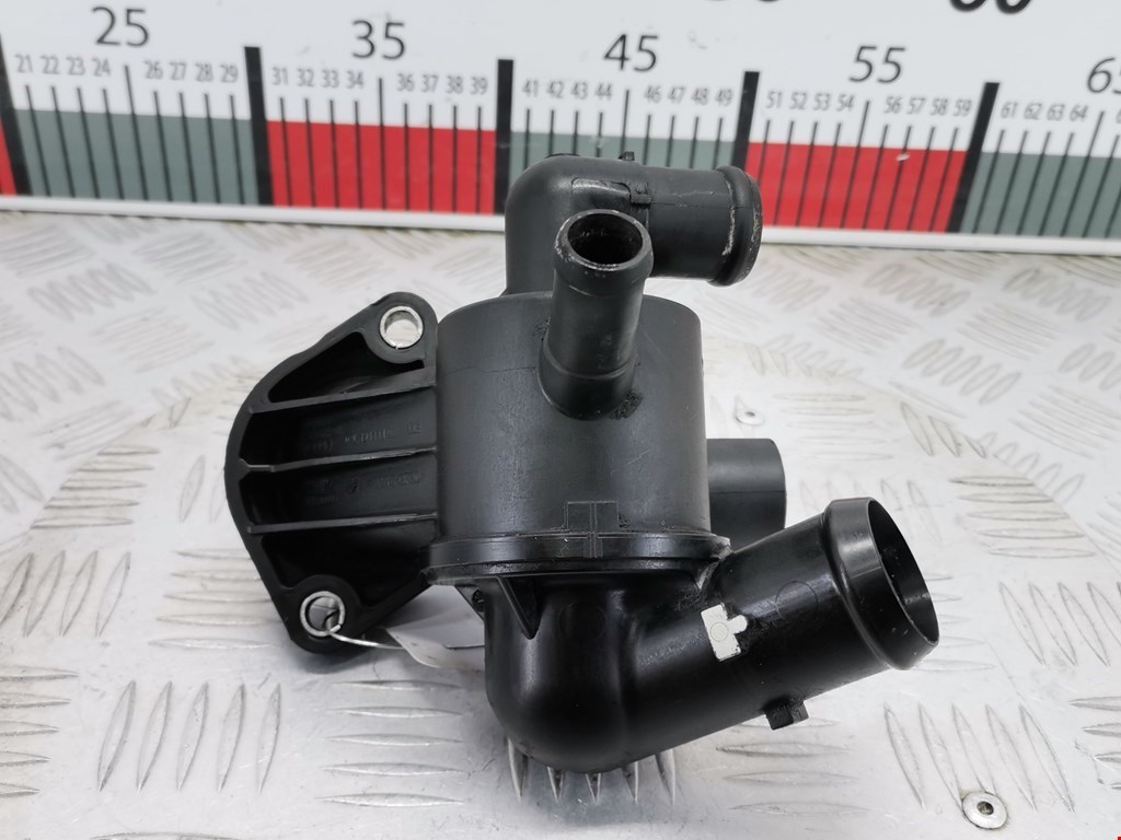 Корпус термостата AUDI A3 8P 2003-2013