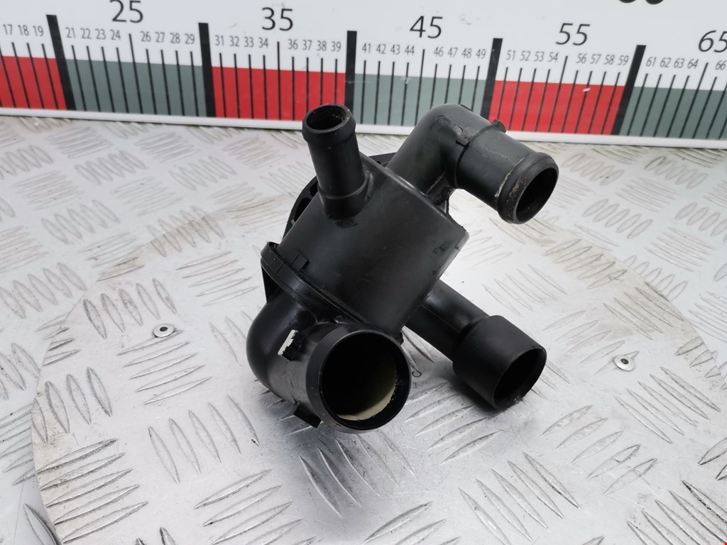 Корпус термостата AUDI A3 8P 2003-2013