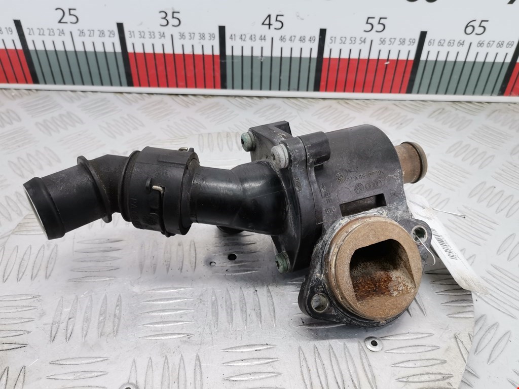 Корпус термостата AUDI A3 8P 2003-2013