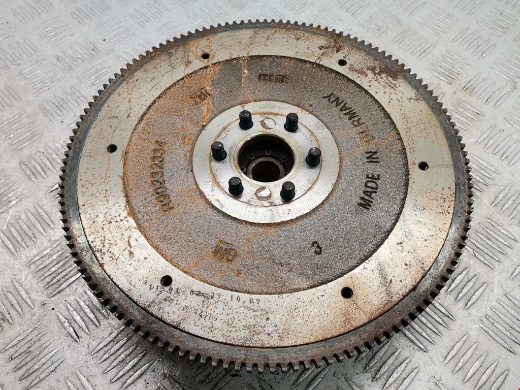 Маховик (демпфер сцепления) OPEL Corsa D 2006-2014