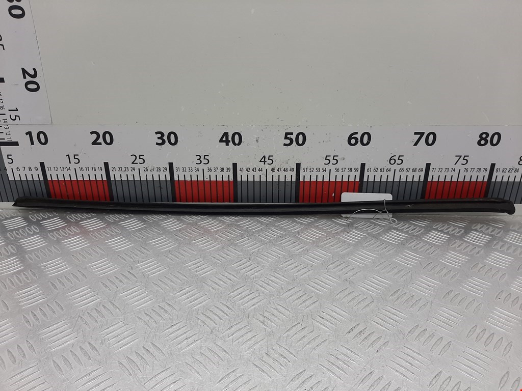 Молдинг лобового стекла AUDI A4 B6 2001-2005