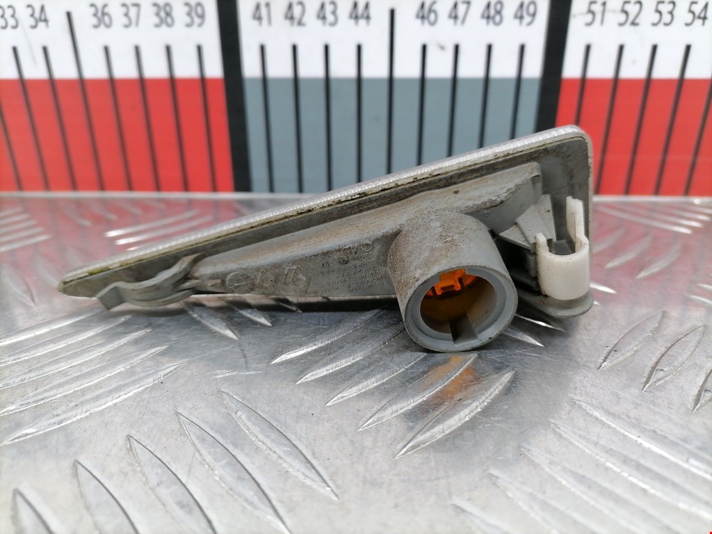 Повторитель на крыло RENAULT Scenic II 2003-2010