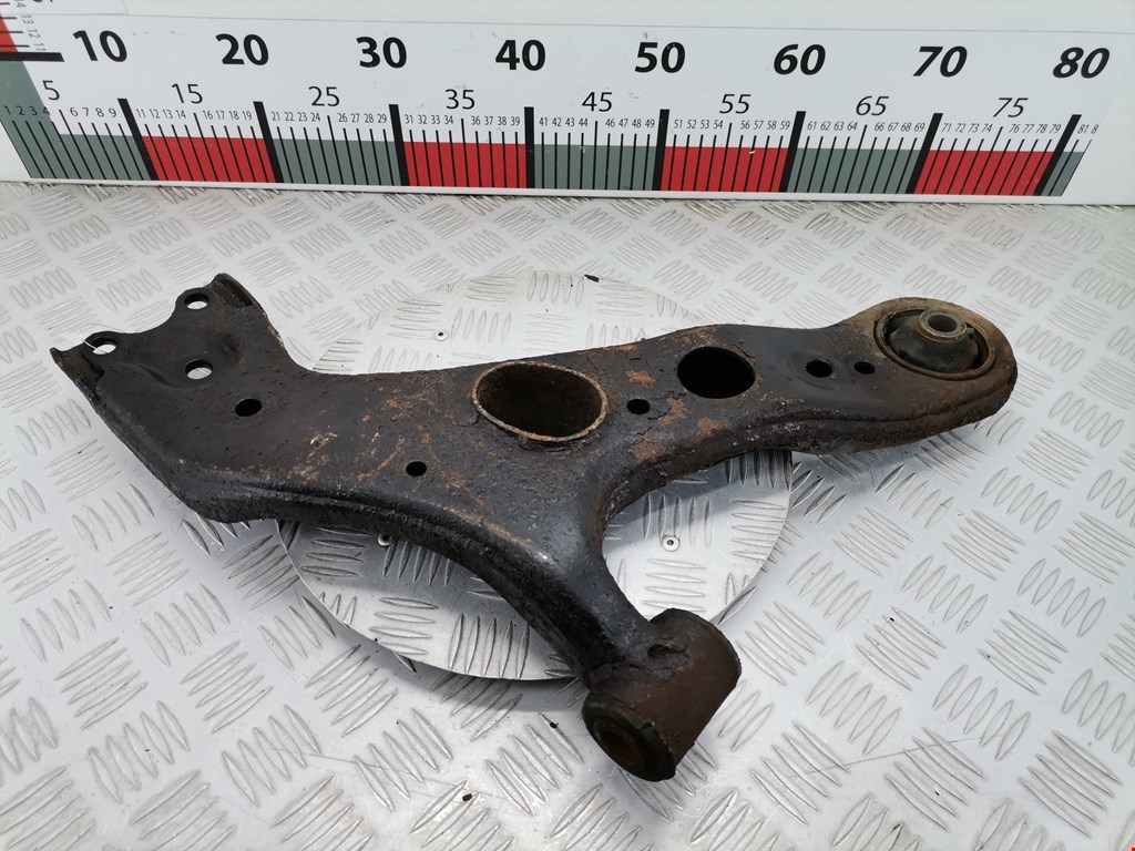 Рычаг передний левый TOYOTA RAV 4 XA30 2006-2012