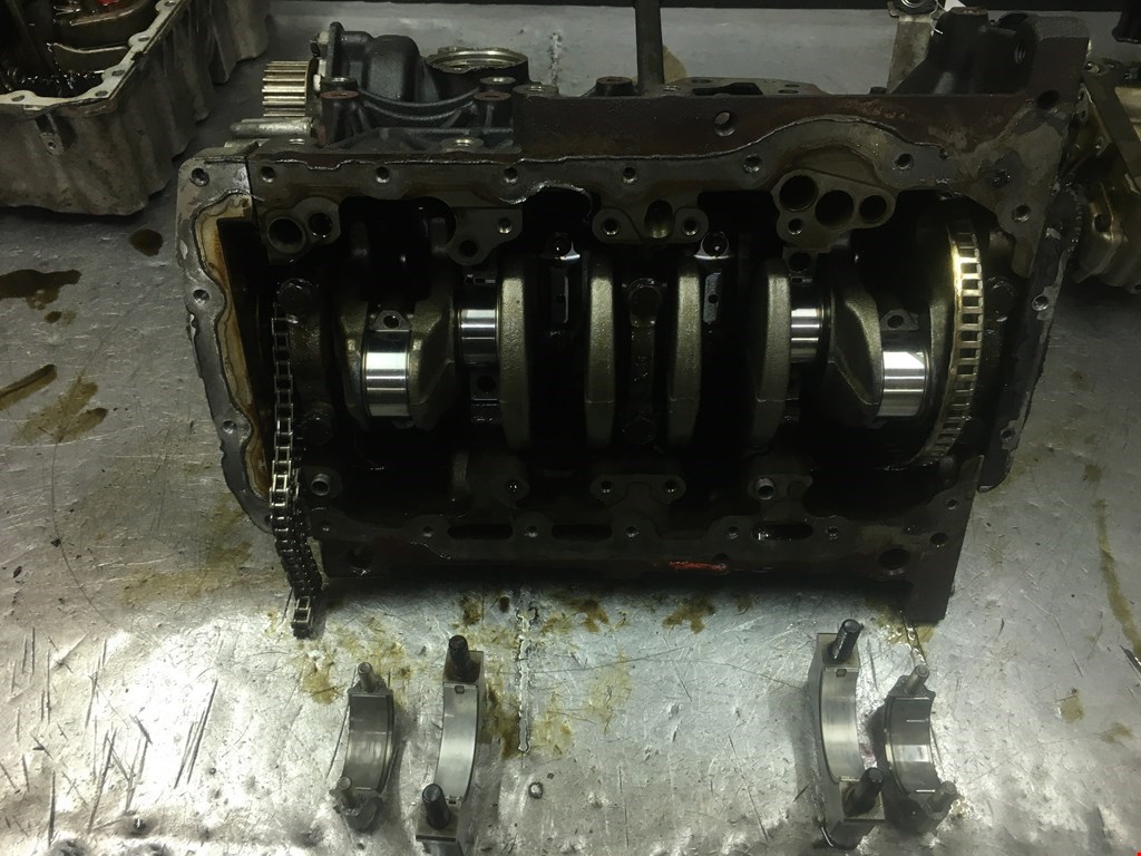 Блок цилиндров VOLKSWAGEN Eos 2006-2015