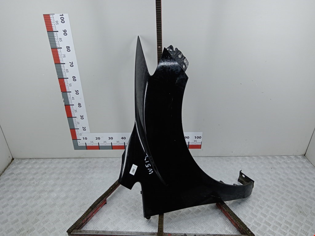 Крыло переднее правое Mazda CX-7 (ER) (2006-2012)