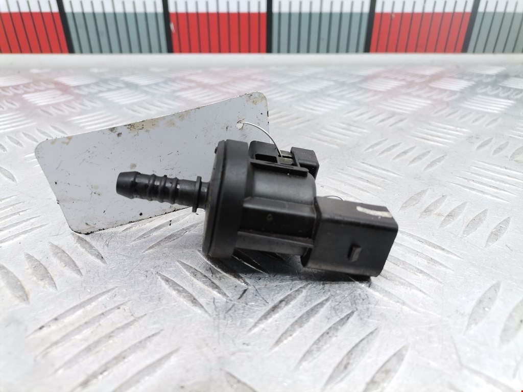 Клапан вентиляции топливного бака AUDI A6 C6 2004-2010