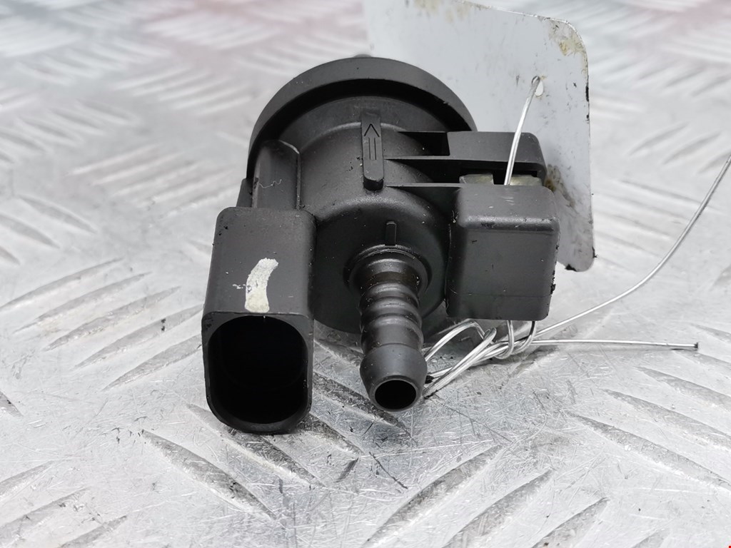 Клапан вентиляции топливного бака AUDI A6 C6 2004-2010