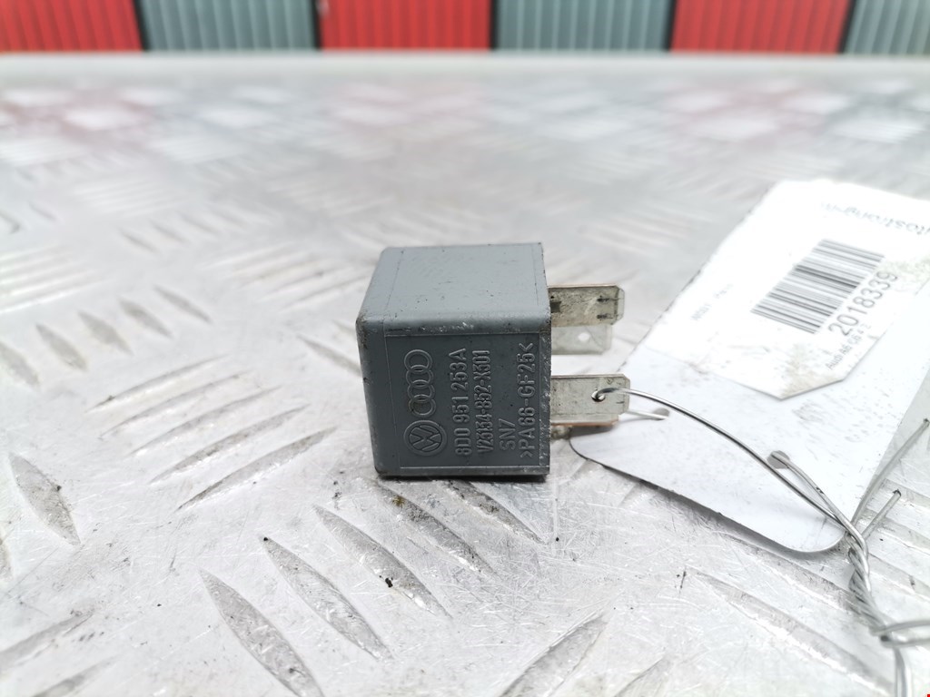 Реле AUDI A6 C6 2004-2010