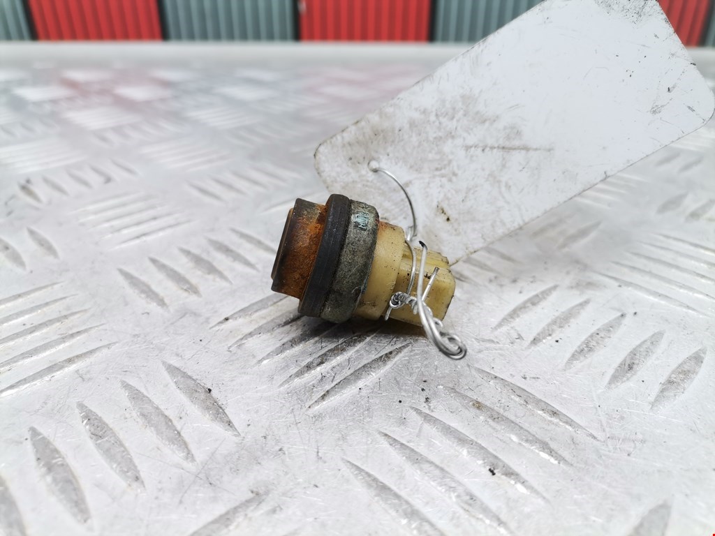 Датчик температуры (охлаждающей жидкости) AUDI A3 8L 1996-2003