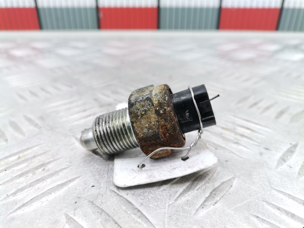 Датчик включения заднего хода (лягушка) Honda Jazz 2 (2008-2014)