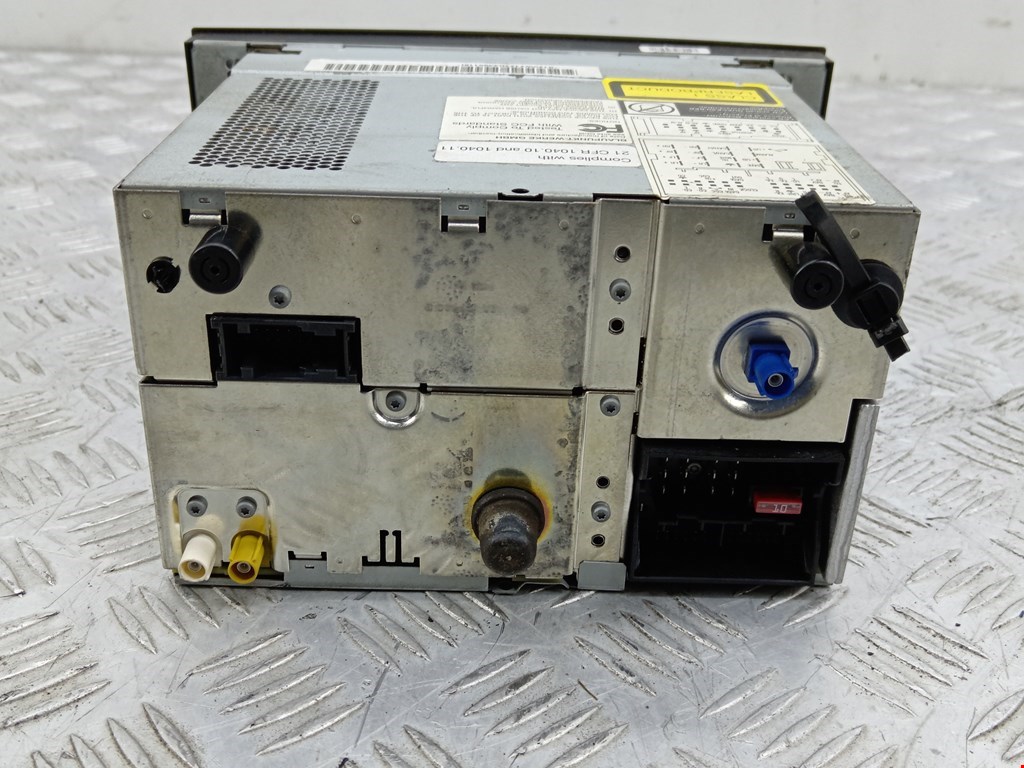 Магнитола VOLKSWAGEN Touareg 2002-2010