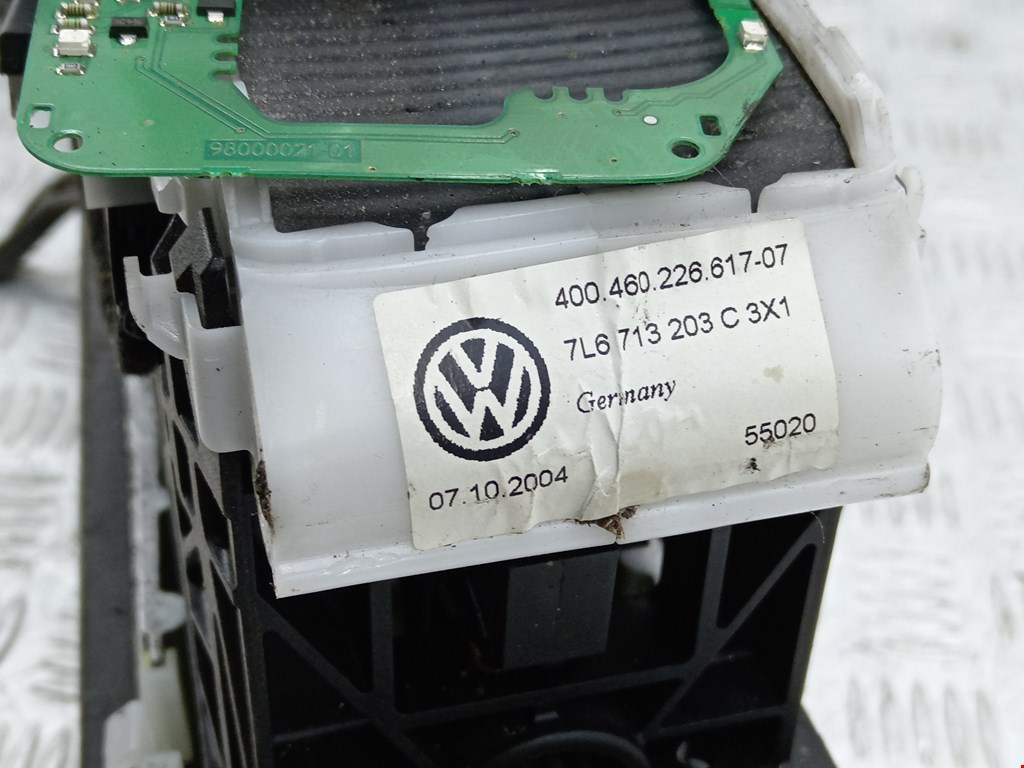 Кулиса (селектор) АКПП/МКПП в салоне VOLKSWAGEN Touareg 2002-2010