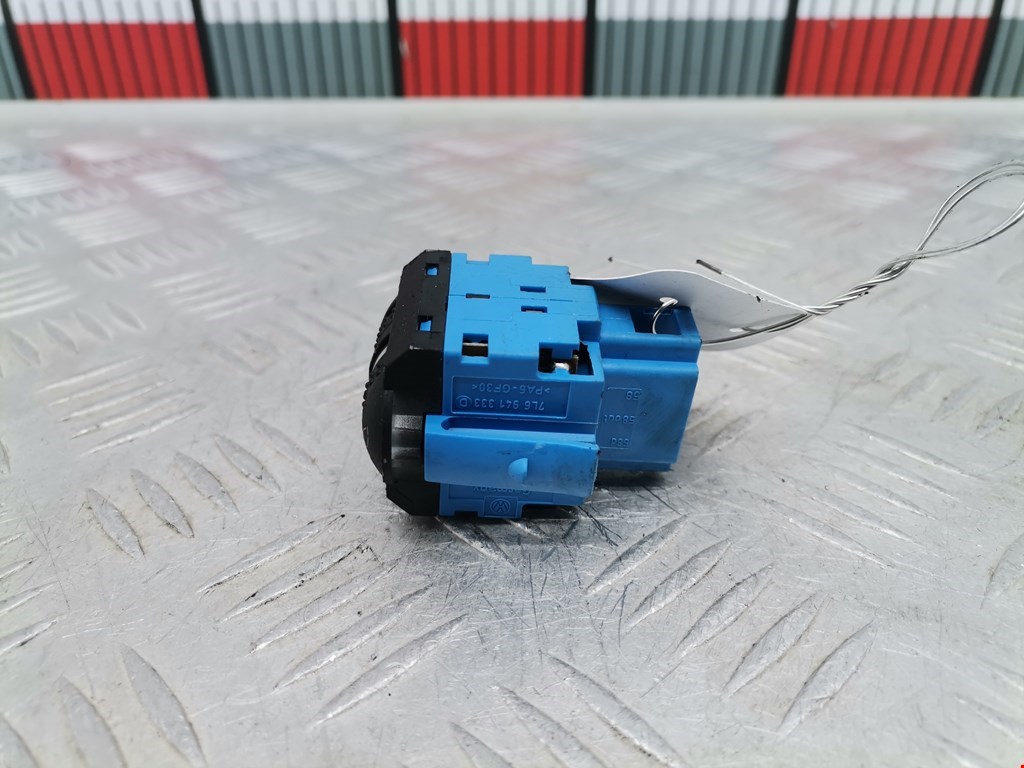 Кнопка корректора фар VOLKSWAGEN Touareg 2002-2010