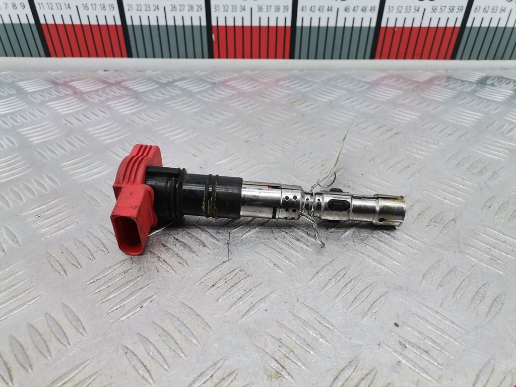 Катушка зажигания AUDI A8 D3 2003-2010