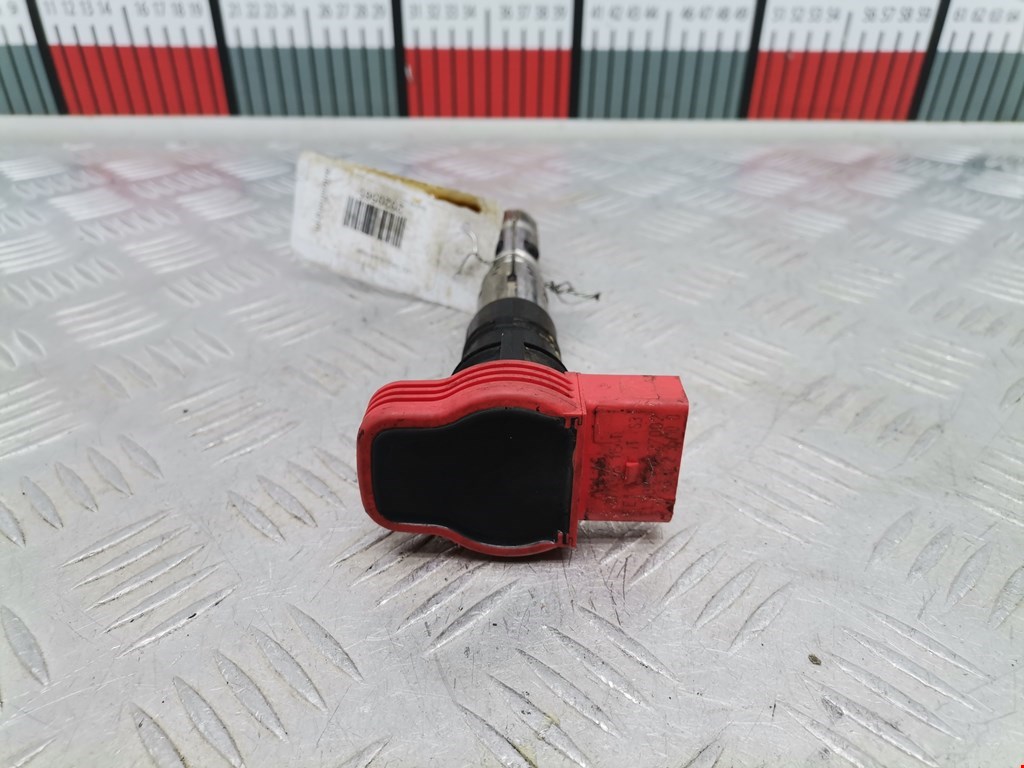 Катушка зажигания AUDI A8 D3 2003-2010