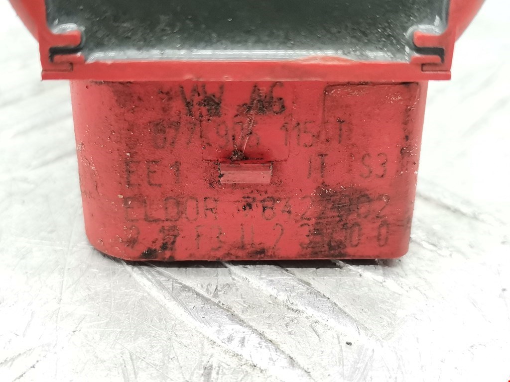 Катушка зажигания AUDI A8 D3 2003-2010