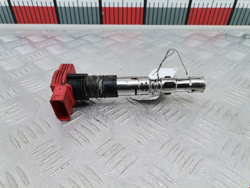 Катушка зажигания AUDI A8 D3 2003-2010