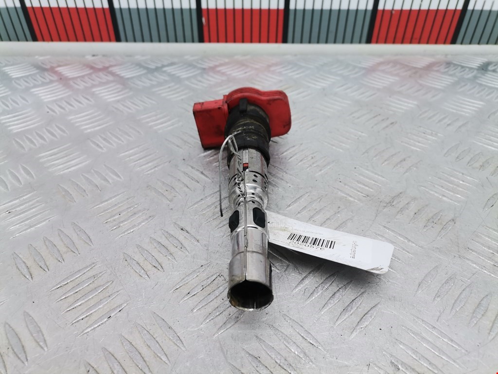 Катушка зажигания AUDI A8 D3 2003-2010