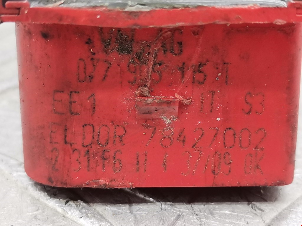 Катушка зажигания AUDI A8 D3 2003-2010