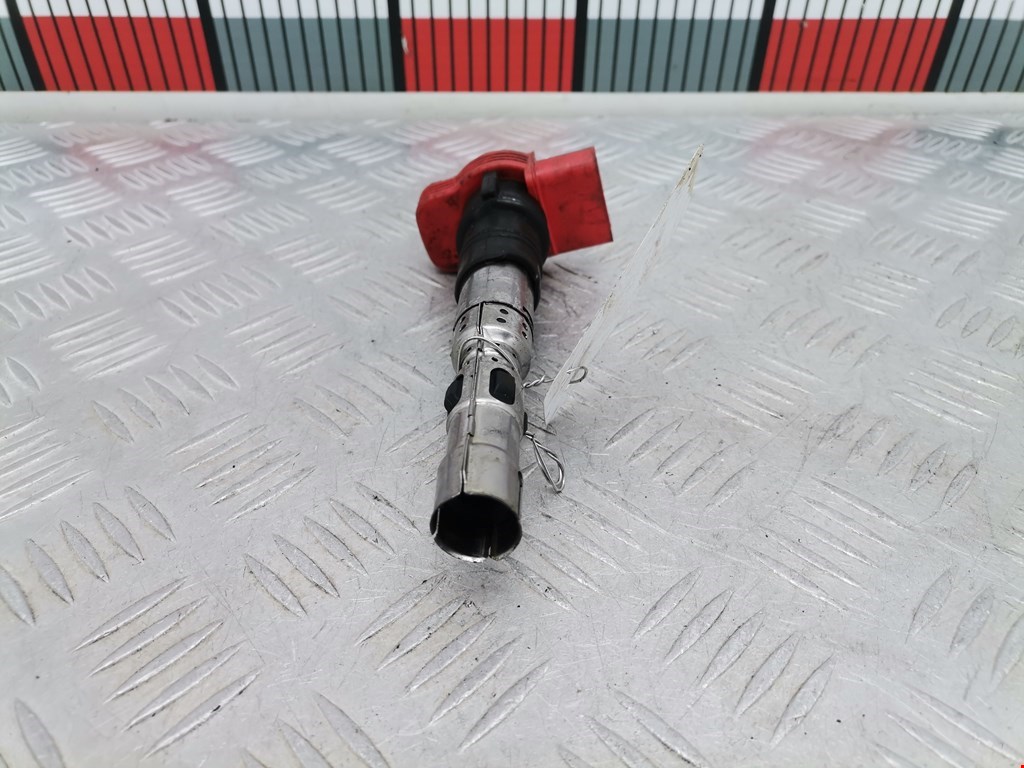 Катушка зажигания AUDI A8 D3 2003-2010