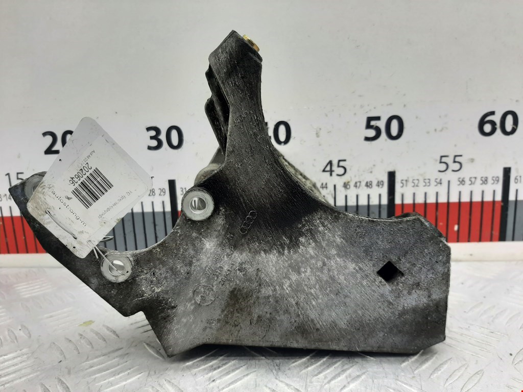 Кронштейн кондиционера AUDI A8 D3 2003-2010