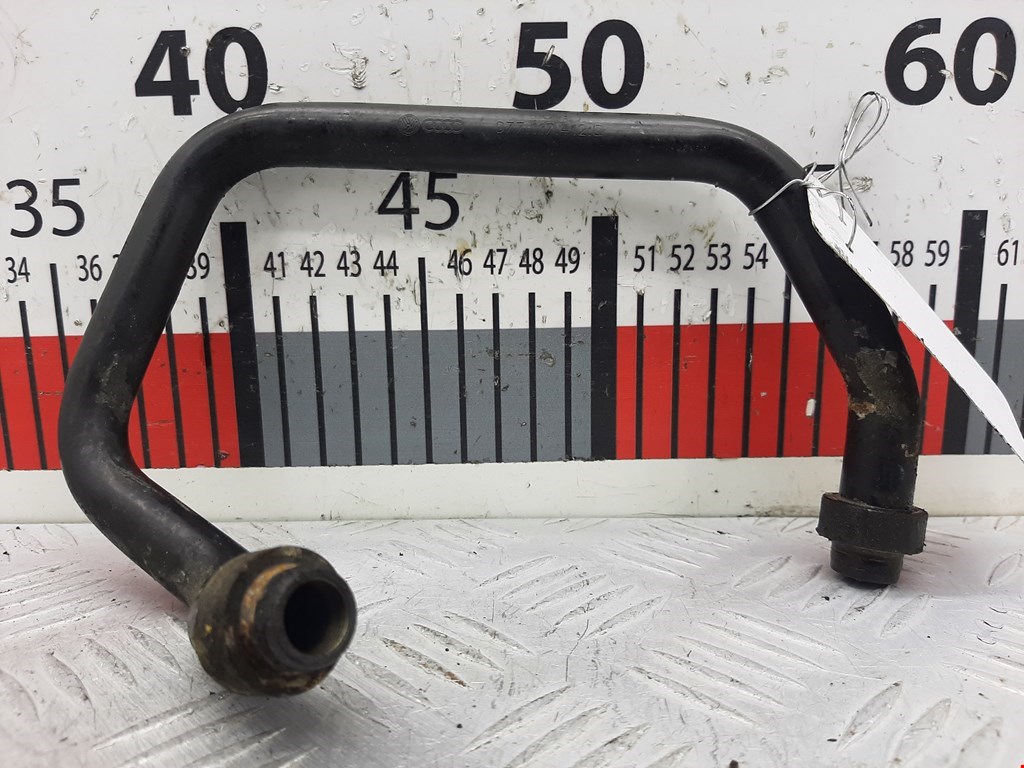 Патрубок AUDI A8 D3 2003-2010