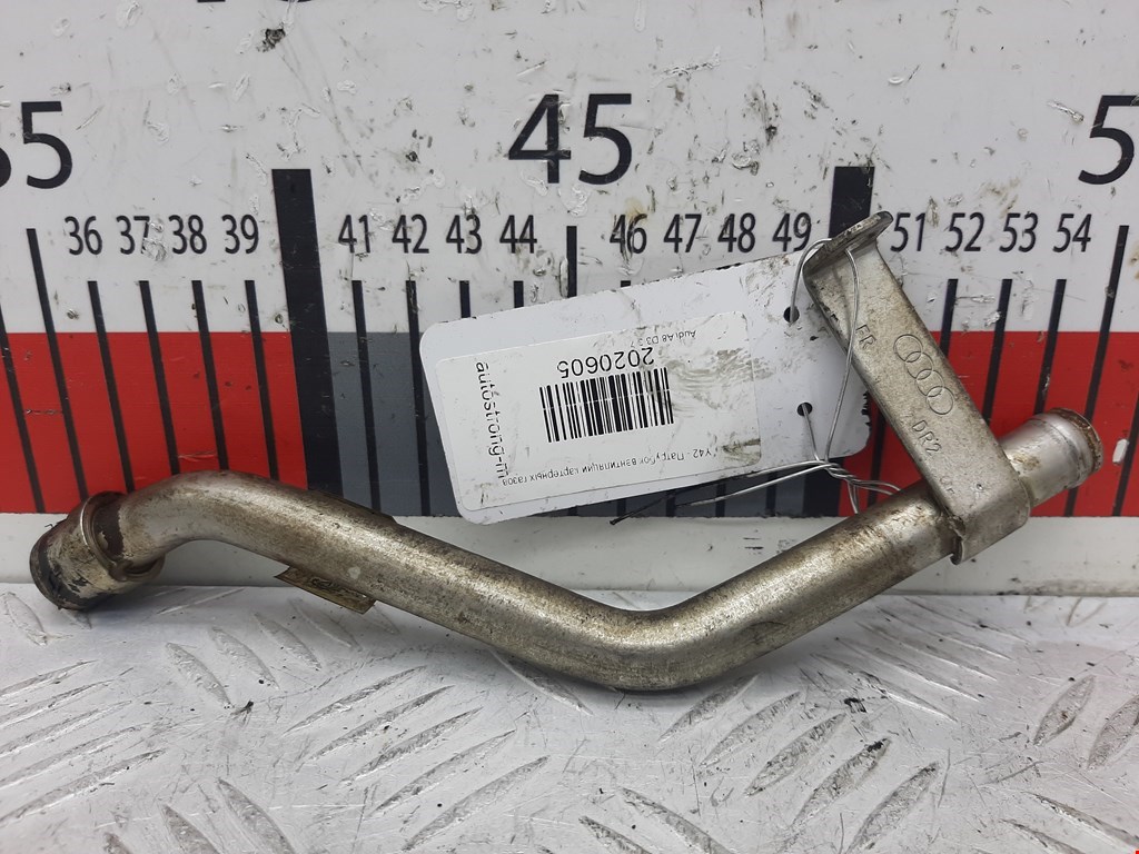 Трубка картерных газов AUDI A8 D3 2003-2010