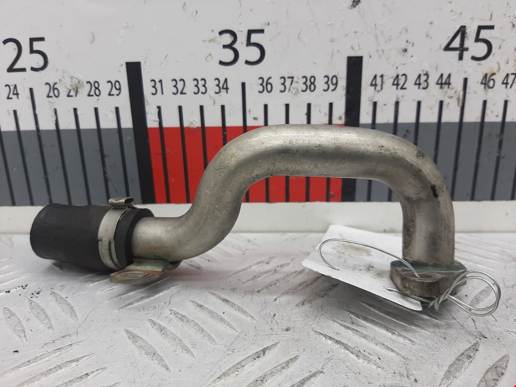 Трубка картерных газов AUDI A8 D3 2003-2010