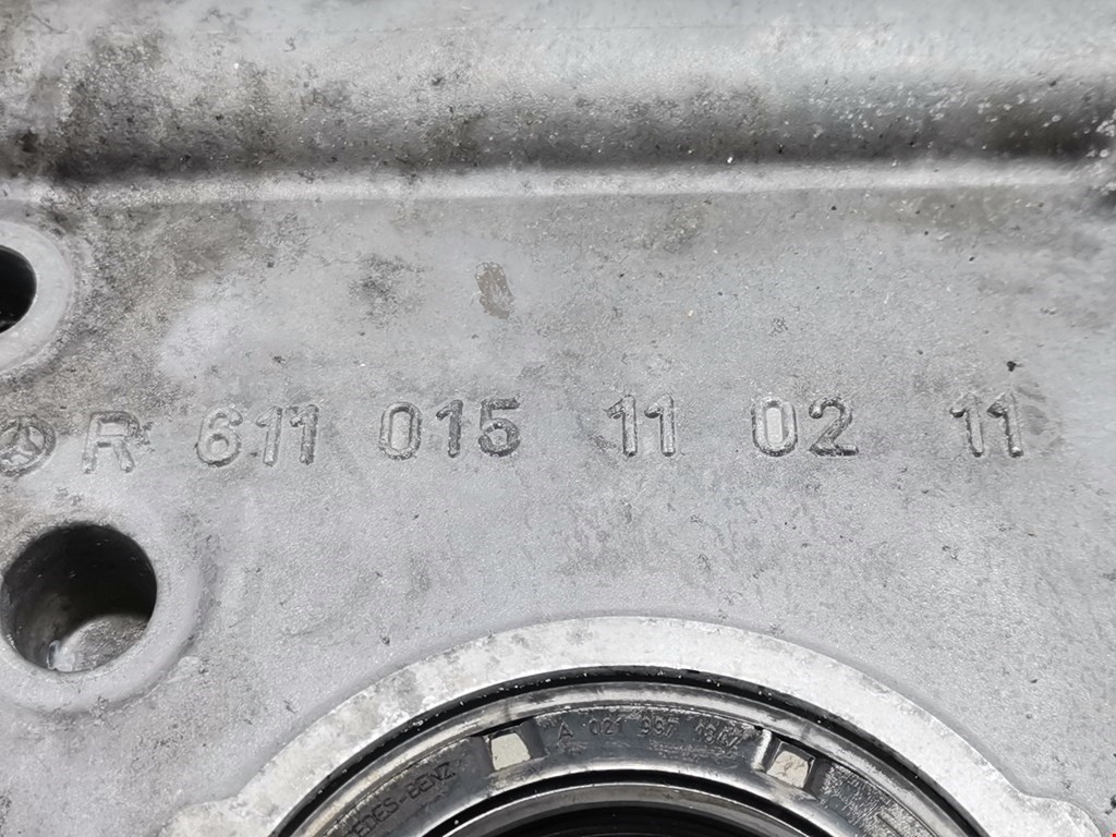 Крышка двигателя передняя MERCEDES-BENZ C-Class C-klasse W203 2000-2007