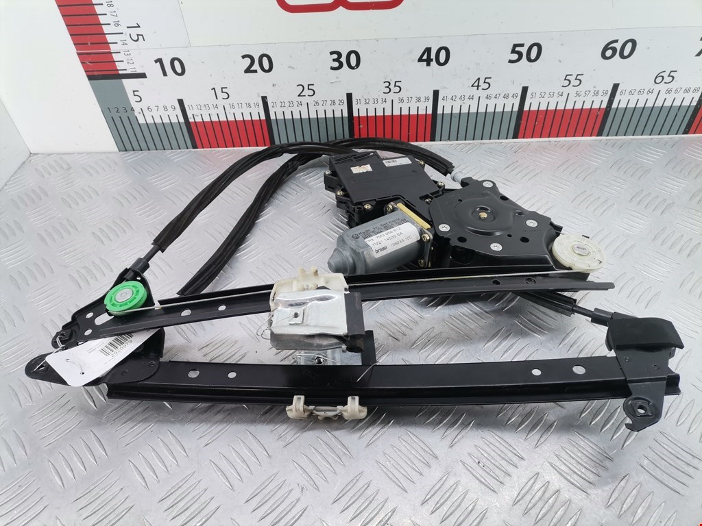 Стеклоподъемник задний правый SEAT Alhambra 1996-2010