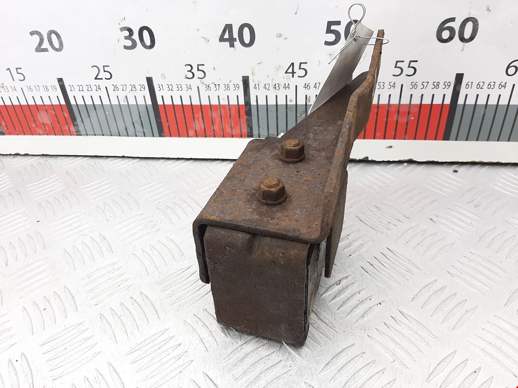 Кронштейн редуктора MITSUBISHI Pajero IV 2006-2022