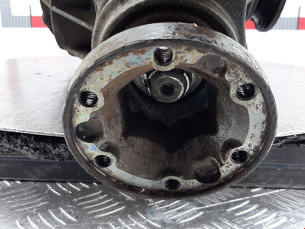 Редуктор заднего моста VOLKSWAGEN Touareg 2002-2010