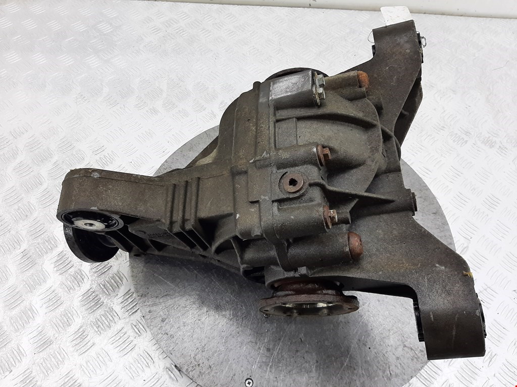 Редуктор заднего моста VOLKSWAGEN Touareg 2002-2010