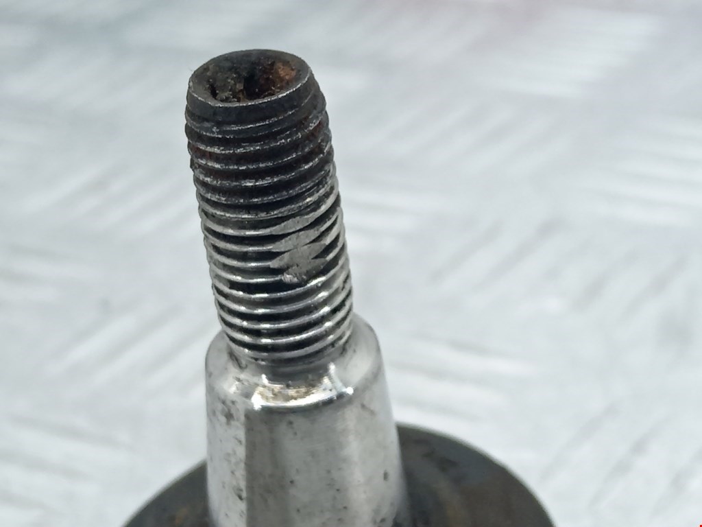 Рычаг передний правый AUDI A4 B5 1995-2001