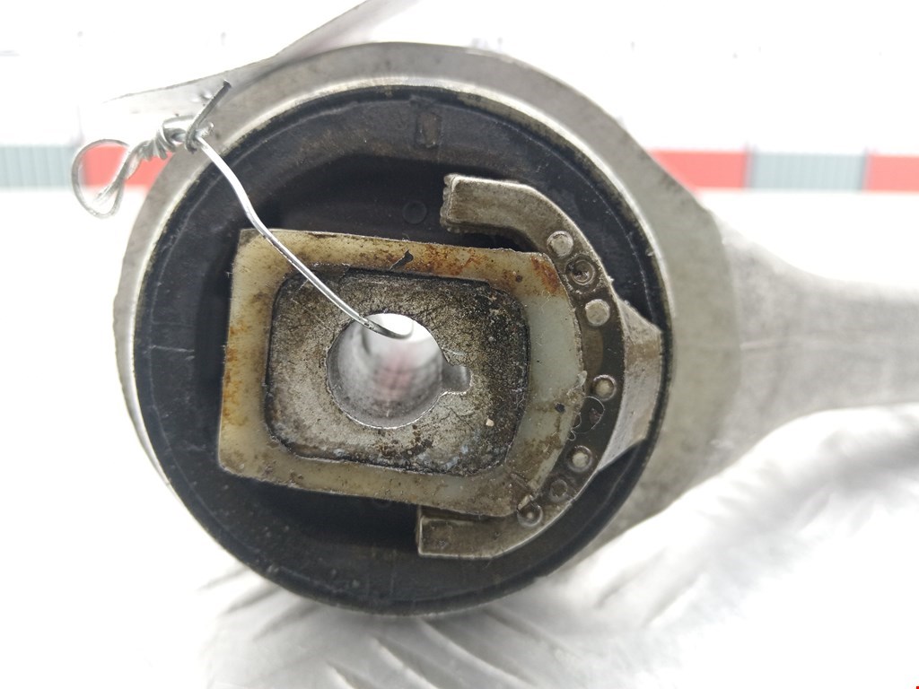 Рычаг передний правый AUDI A4 B5 1995-2001