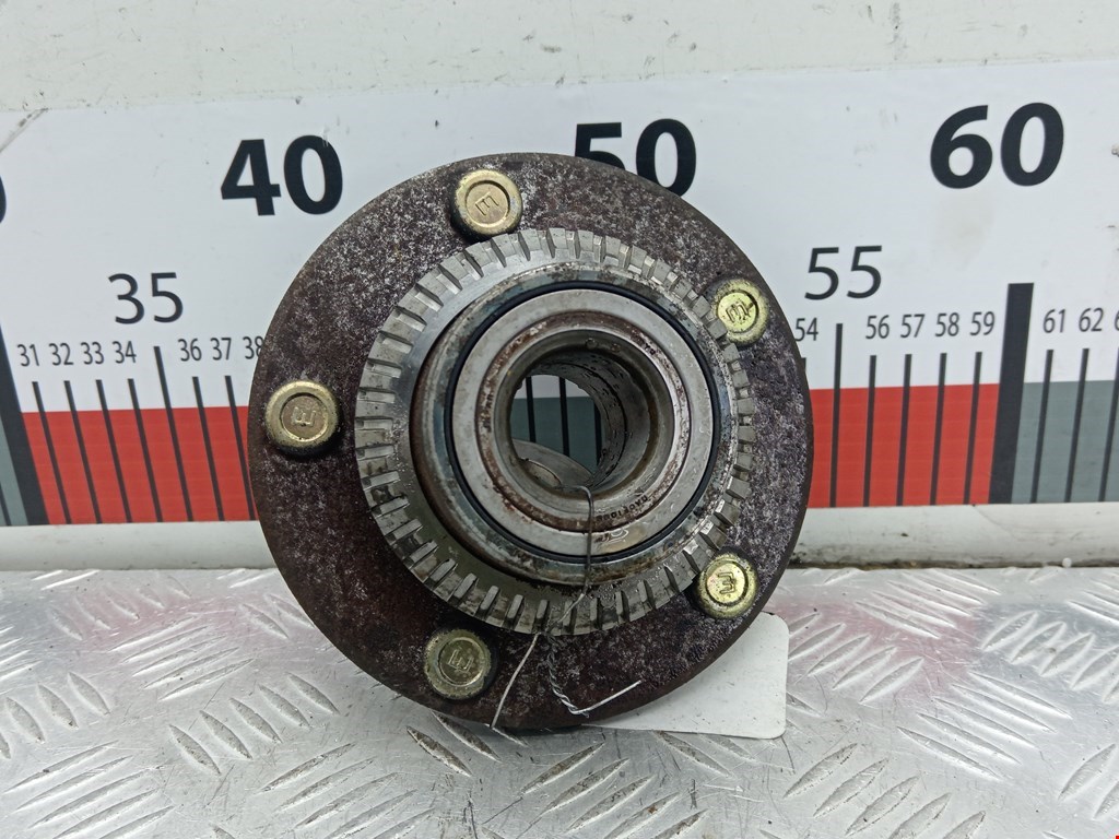 Ступица задняя правая MITSUBISHI Space Wagon N8,N9 1998-2004