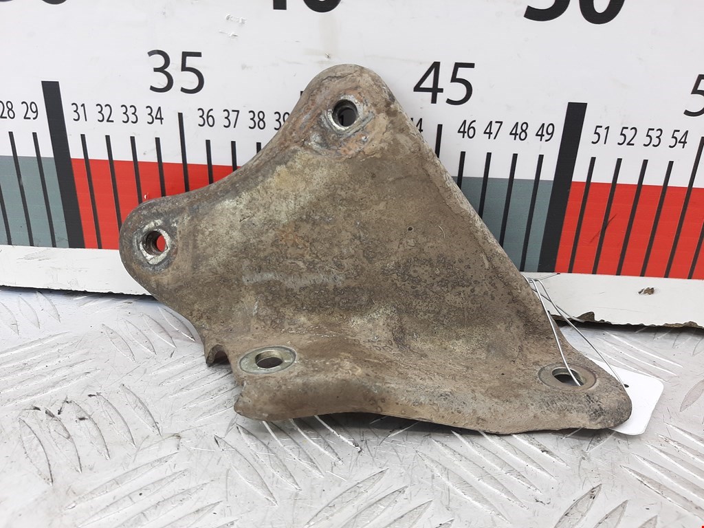 Кронштейн (крепление лапа) двигателя Ford Transit 5 (2006-2014)