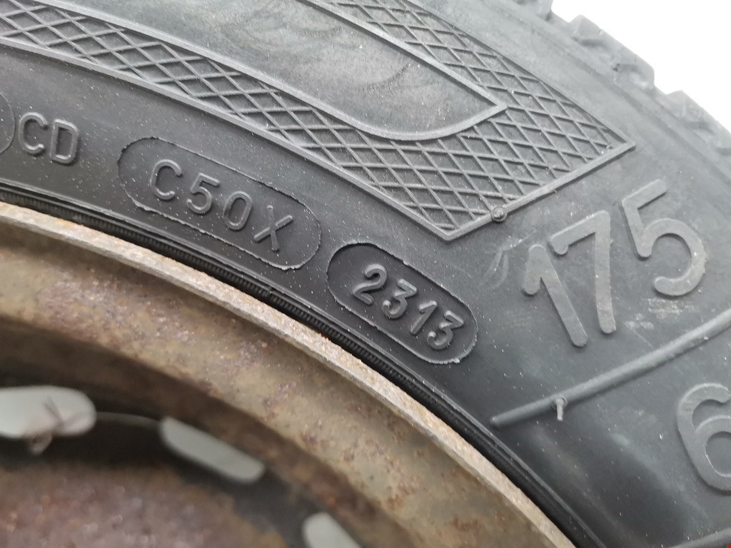 Диск колесный железо (штампованный стальной) FORD Fiesta 2001-2008