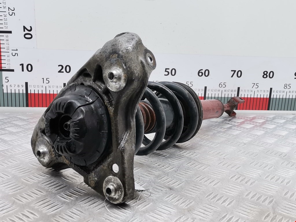 Амортизатор передний левый AUDI A4 B6 2001-2005