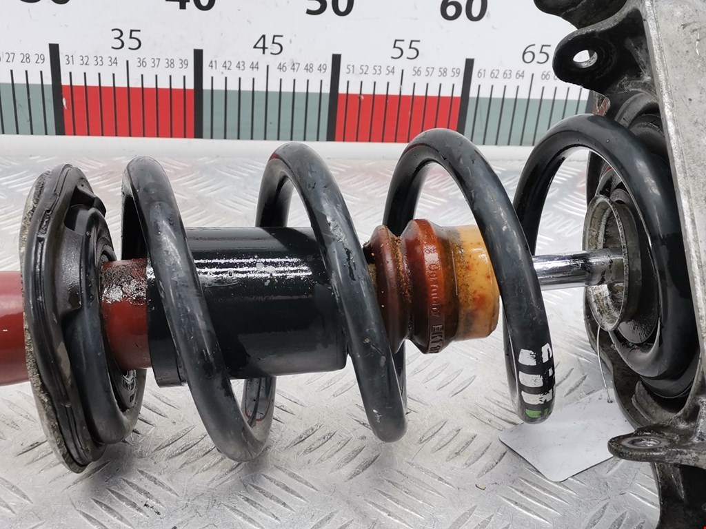 Амортизатор передний левый AUDI A4 B6 2001-2005