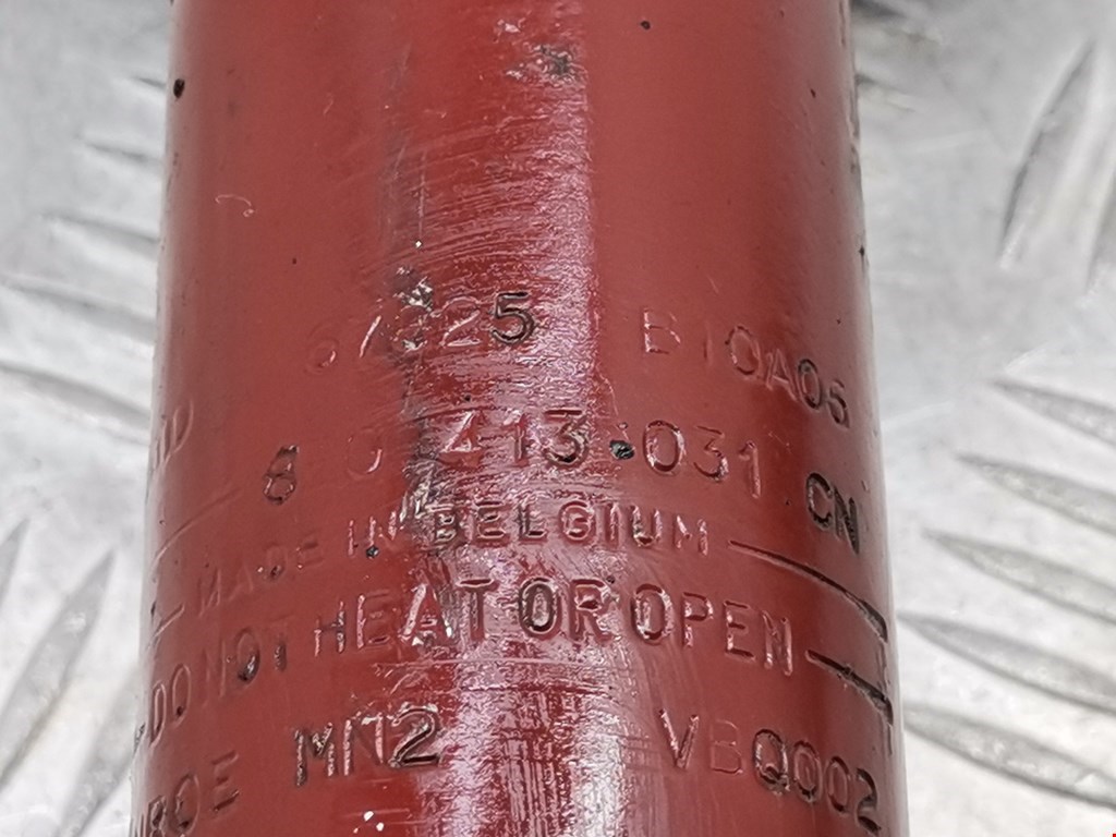 Амортизатор передний левый AUDI A4 B6 2001-2005