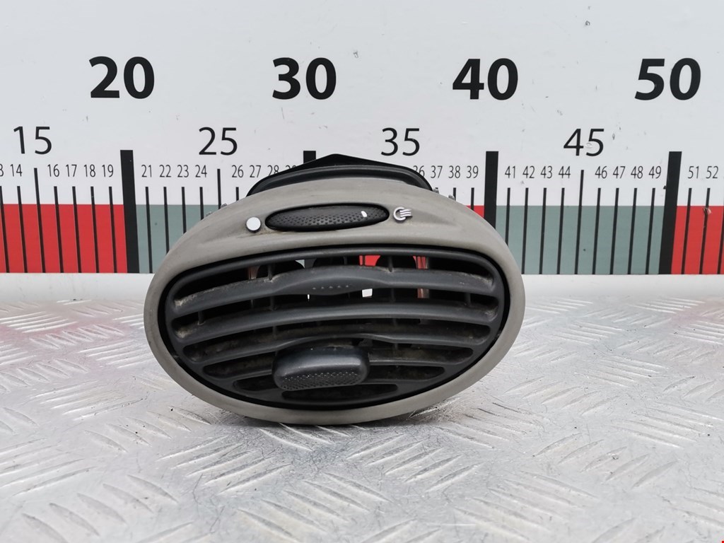 Дефлектор воздушный FORD Focus I 1998-2005