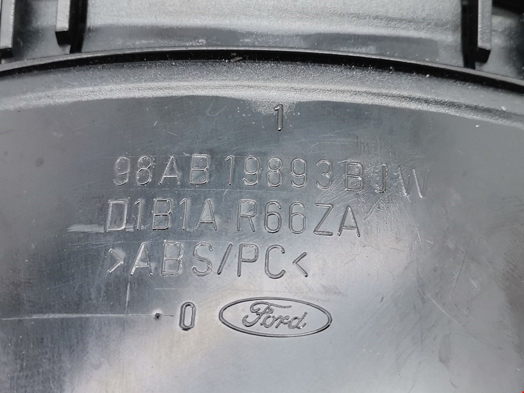 Дефлектор воздушный FORD Focus I 1998-2005